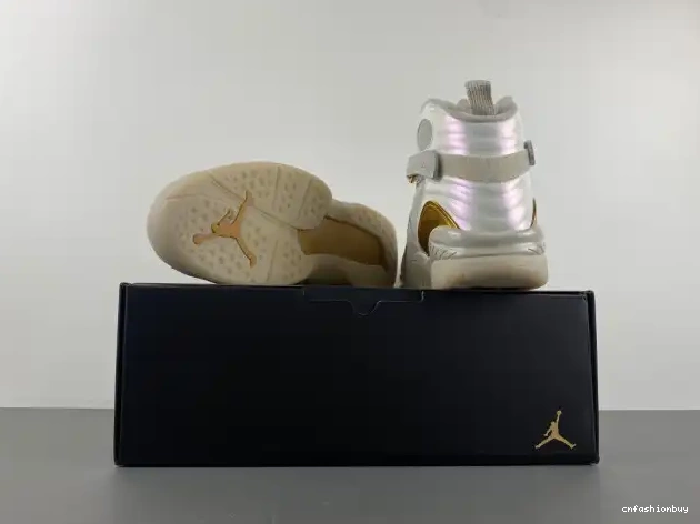 8 832821-030 Jordan Retro Champagne 0527